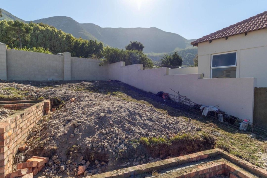 3 Bedroom Property for Sale in Berghof Western Cape